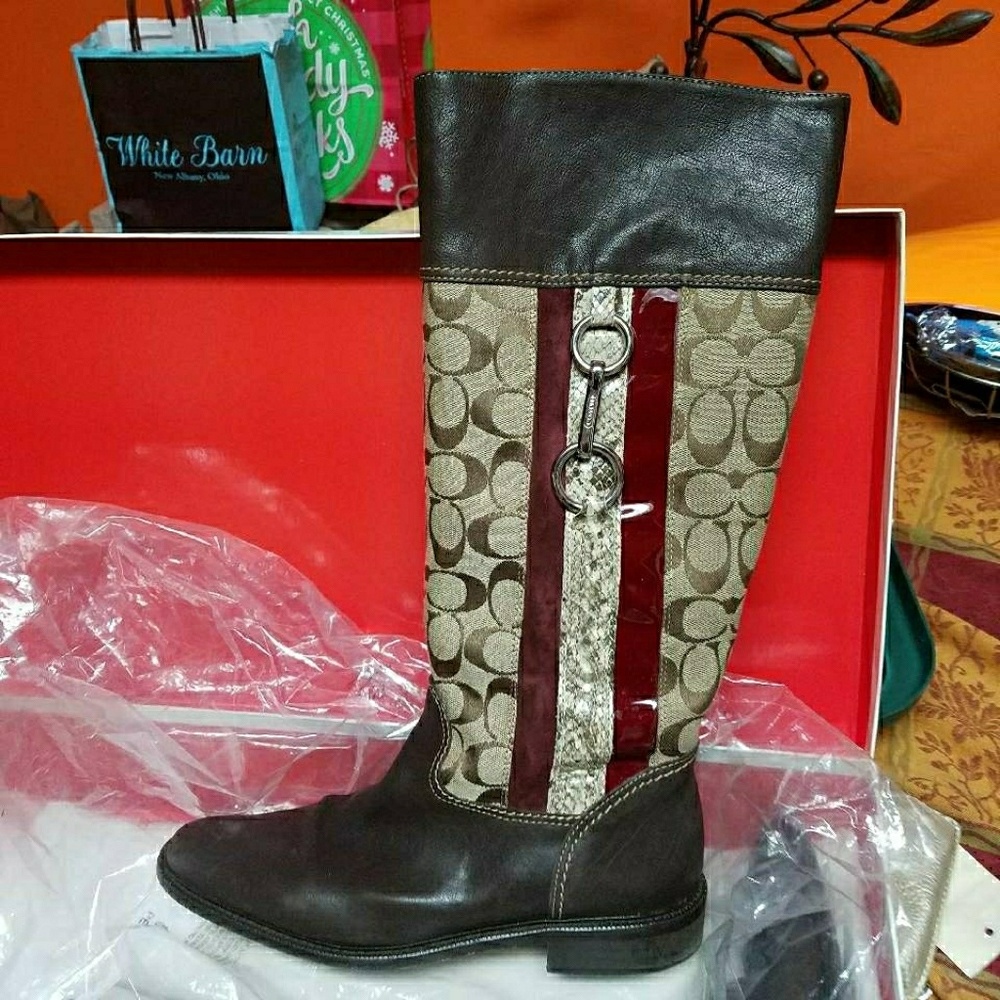 Riding boots (Auth)
